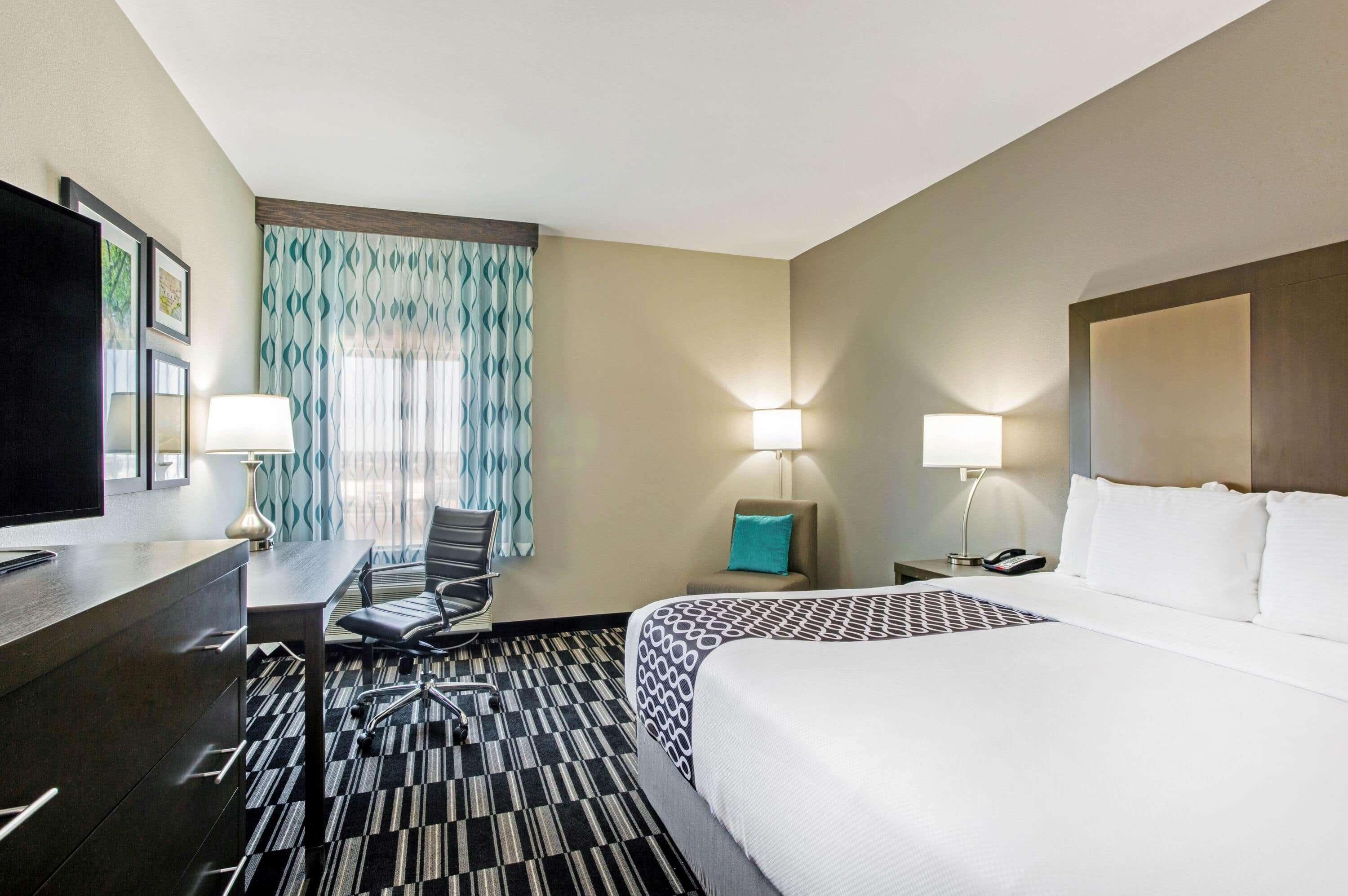 La Quinta By Wyndham Sweetwater East Hotel Exterior photo