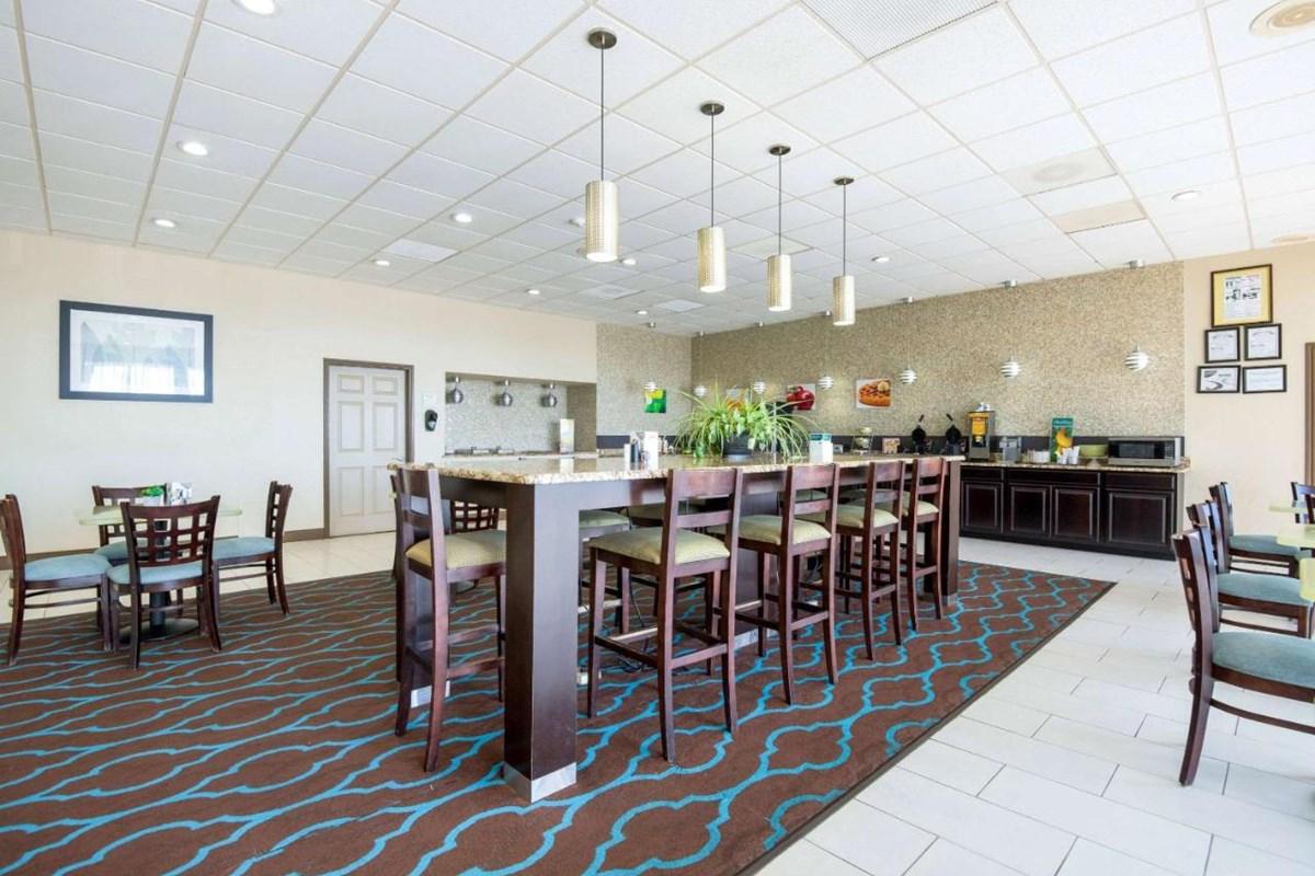 La Quinta By Wyndham Sweetwater East Hotel Exterior photo